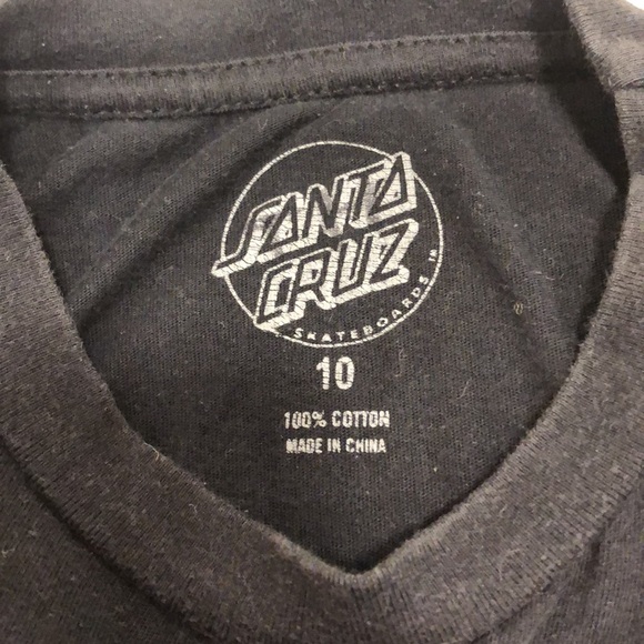 Kids short sleeved Santa Cruz top. - Picture 2 of 2